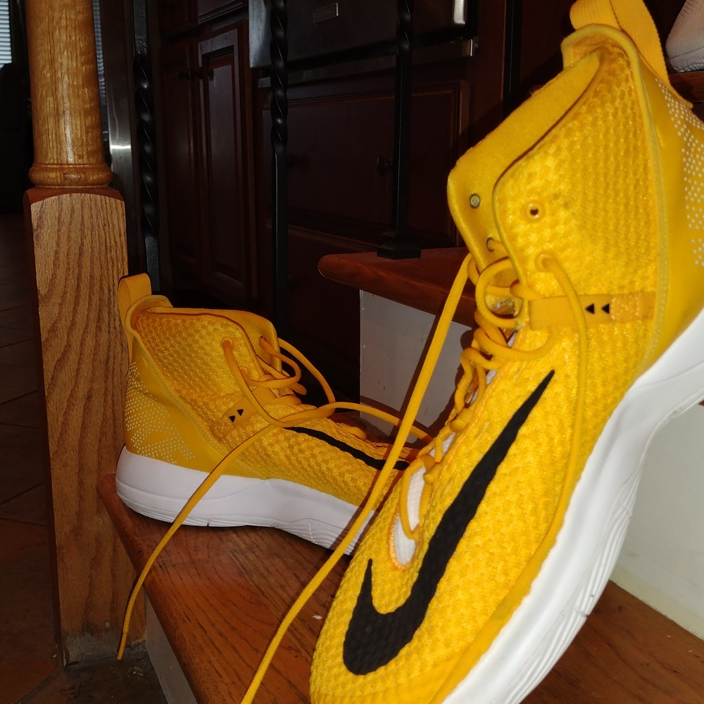 Nike Zoom Rize TB University Gold CN9502-702